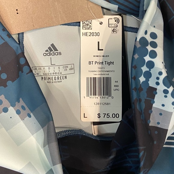 Women's NWT Adidas activewear legging - Picture 4 of 6